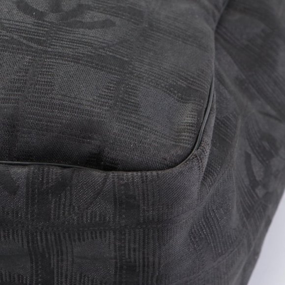 Chanel Messenger Bag - Picture 8 of 8